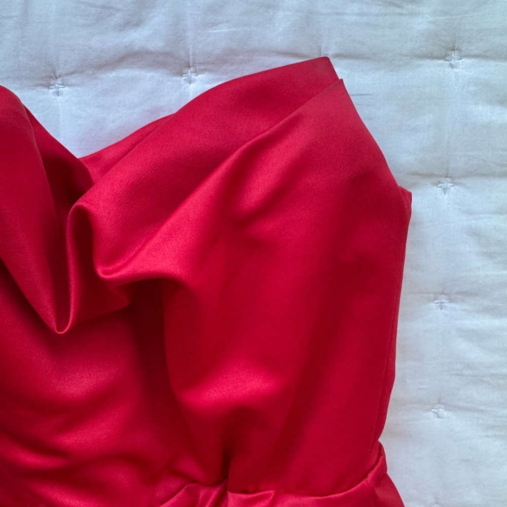 House of CB London XS Adrienne Red Scarlet Strapless Gown Ruched - Picture 8 of 11